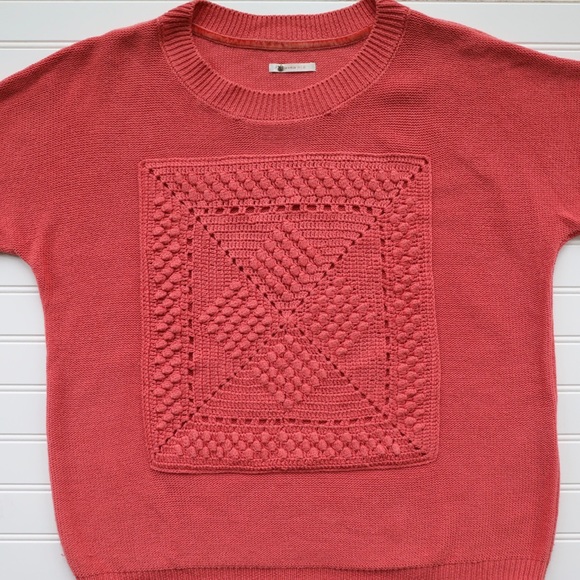 Knitted Short Sleeve Sweater - Picture 4 of 5